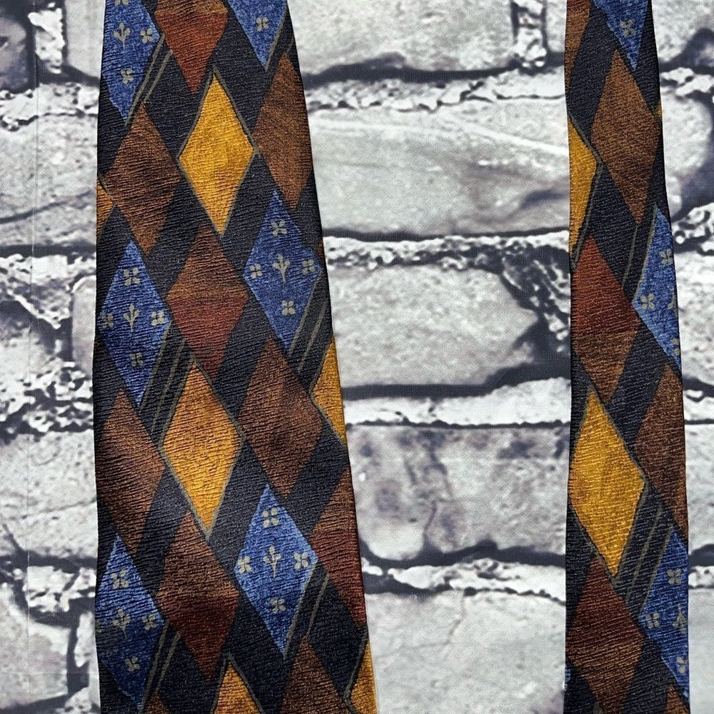 Hugo Boss Tie - Picture 4 of 7